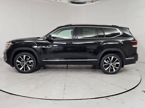 New 2026 Volkswagen Atlas SEL Premium R-Line AWD/4WD image 3