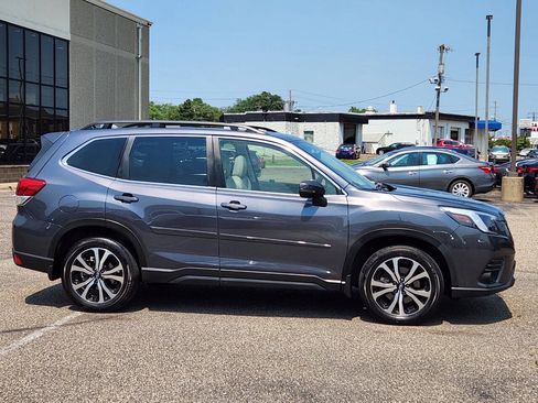 Used 2023 Subaru Forester Limited AWD/4WD image 11
