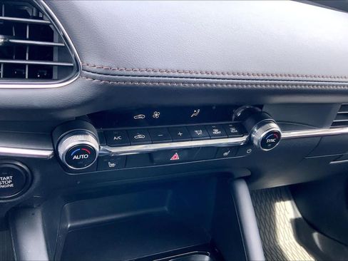 Certified 2025 MAZDA MAZDA3 s image 33