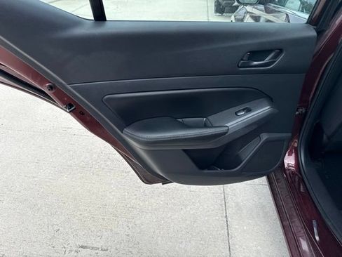 Used 2025 Nissan Altima 2.5 SV FWD image 25