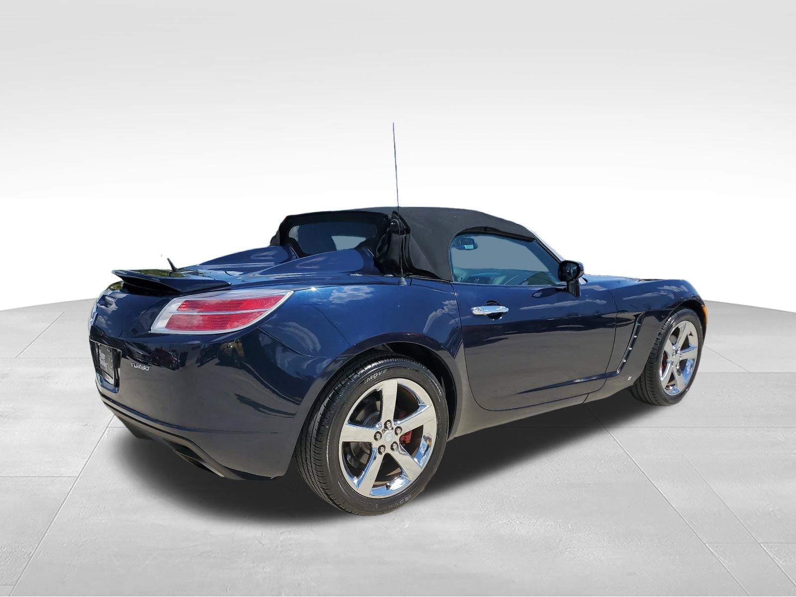 Used 2008 Saturn Sky Red Line RWD image 5