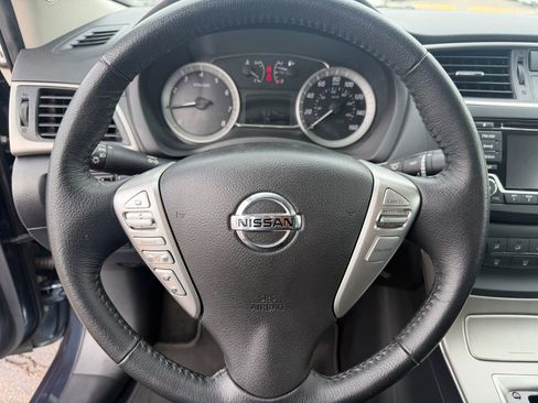 Used 2015 Nissan Sentra SV w/ Style Package FWD image 19