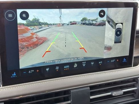 Used 2023 Lincoln Corsair Reserve w/ Equipment Group 201A FWD image 13