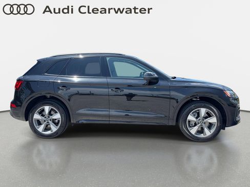 Used 2025 Audi Q5 2.0T Premium w/ Convenience Plus Package AWD/4WD image 5