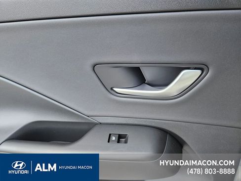 New 2026 Hyundai Kona SEL Premium image 11