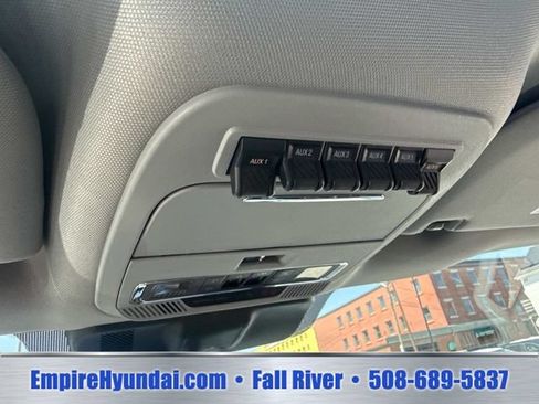Used 2024 Ford F250 Lariat w/ Lariat Ultimate Package AWD/4WD image 26