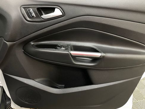 Used 2014 Ford Escape SE w/ Leather Comfort Package AWD/4WD image 39