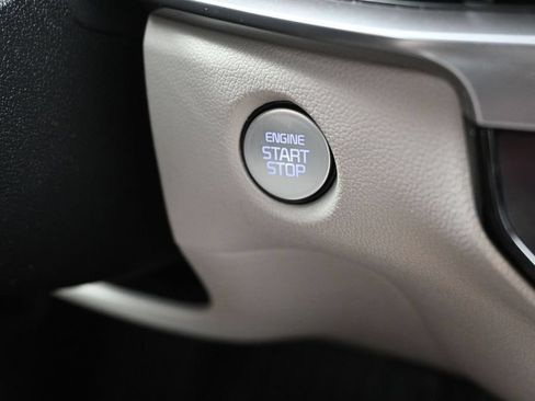 Certified 2025 Kia Sorento S w/ Panoramic Sunroof Package FWD image 26