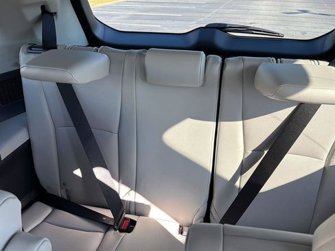 New 2026 Toyota Grand Highlander XLE FWD image 12
