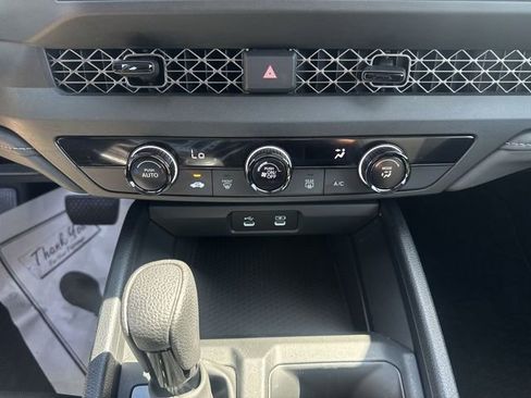 Certified 2023 Honda Accord LX image 20
