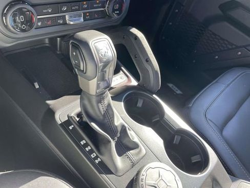 New 2025 Ford Bronco Badlands image 22