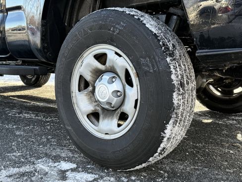 Used 2023 Toyota Tacoma SR image 12