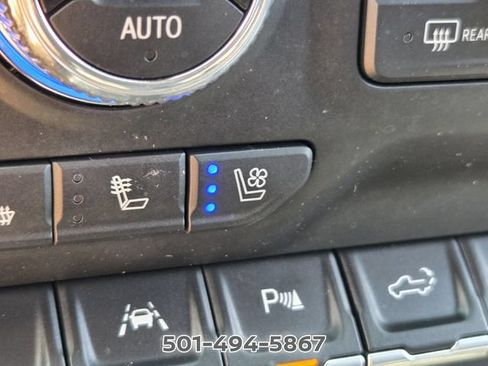 Used 2022 GMC Sierra 1500 SLT AWD/4WD image 21