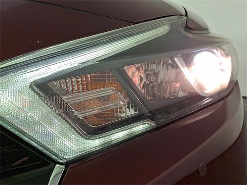 Used 2016 Nissan Maxima 3.5 SV image 12