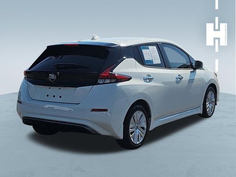 Used 2025 Nissan Leaf S FWD image 4