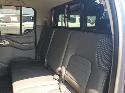 Used 2019 Nissan Frontier Desert Runner RWD image 22