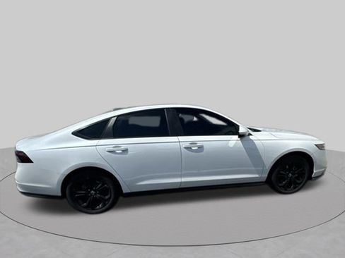 Used 2023 Honda Accord LX image 6