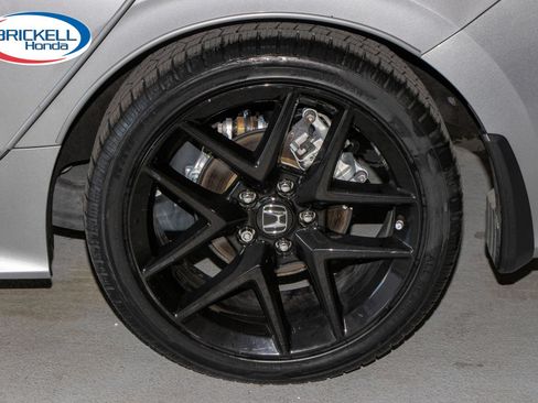 Used 2025 Honda Civic Sport image 31