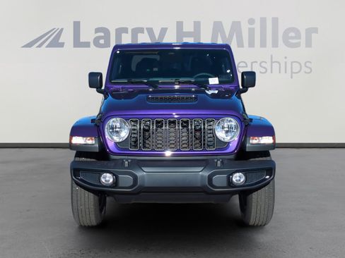 New 2026 Jeep Gladiator Sport image 8