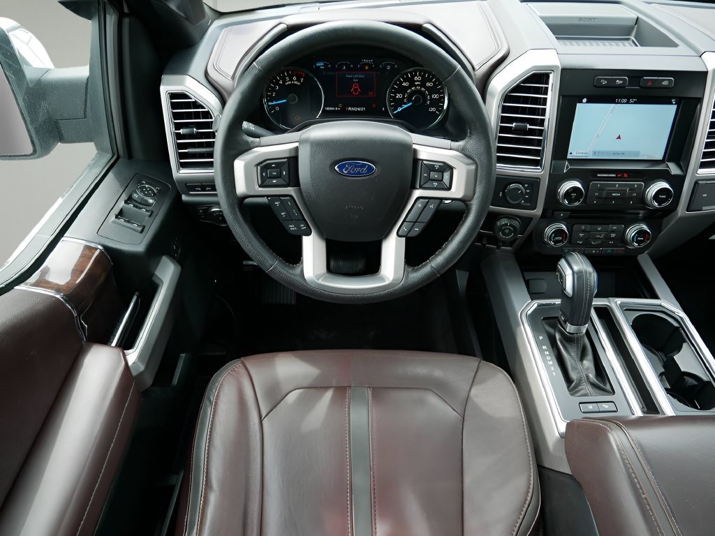 Used 2016 Ford F150 Platinum w/ Equipment Group 701A Luxury AWD/4WD image 12