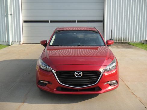 Used 2017 MAZDA MAZDA3 Sport w/ Preferred Equipment Package FWD image 3