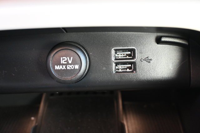 Used 2020 Volvo XC40 T5 Inscription w/ Protection Package AWD/4WD image 30