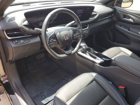 Used 2024 Buick Envista Sport Touring w/ Convenience I Package FWD image 16