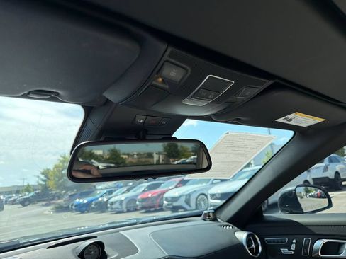 Used 2015 Mercedes-Benz SL 550 image 24