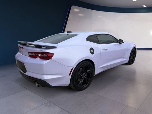 Used 2023 Chevrolet Camaro LT image 5