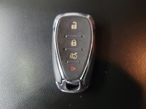 Used 2022 Chevrolet Malibu RS image 32