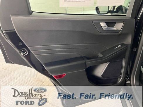 Used 2024 Ford Escape ST-Line image 30