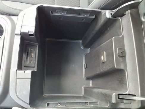 Used 2021 Chevrolet Silverado 1500 LT Trail Boss w/ Convenience Package II image 26