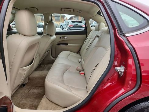 Used 2009 Buick LaCrosse CXL image 10