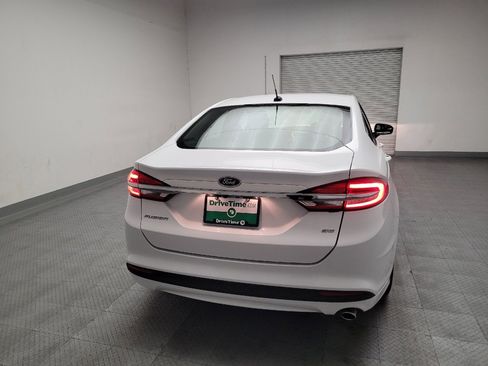 Used 2018 Ford Fusion SE FWD image 7