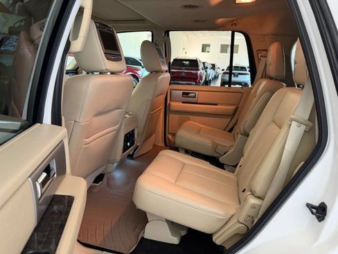 Used 2015 Ford Expedition Limited AWD/4WD image 19