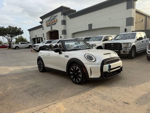 Used 2024 MINI Cooper S w/ Seaside Edition FWD image 42