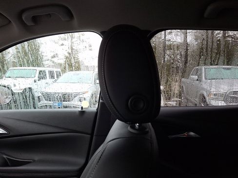 Certified 2023 Buick Encore GX Select w/ Sport Touring Package image 17