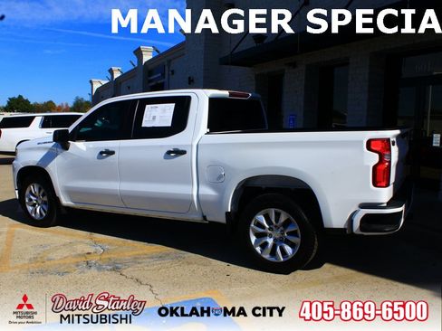 Used 2021 Chevrolet Silverado 1500 Custom image 10