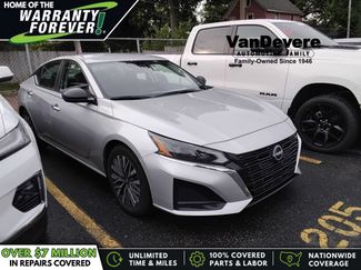 Used 2024 Nissan Altima 2.5 SV FWD video 1