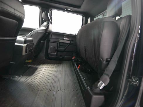 Used 2019 Ford F150 Raptor w/ Equipment Group 802A Luxury AWD/4WD image 11