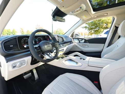 New 2026 Mercedes-Benz GLE 53 AMG 4MATIC image 40