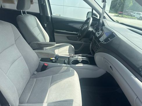 Used 2021 Honda Pilot EX image 36