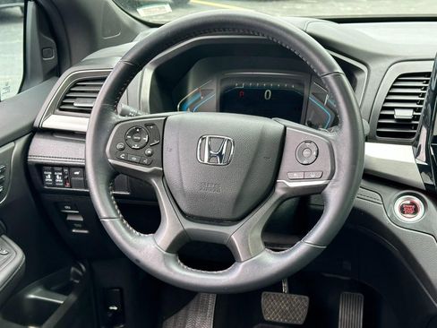 Certified 2024 Honda Odyssey Sport image 15