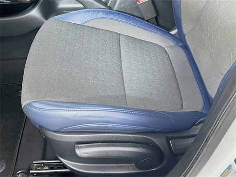 Used 2024 Kia Seltos S image 21