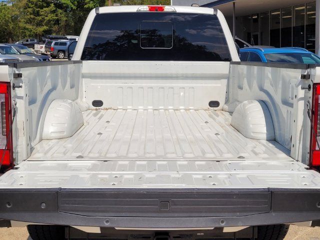 Used 2024 Ford F250 Platinum w/ FX4 Off-Road Package AWD/4WD image 9