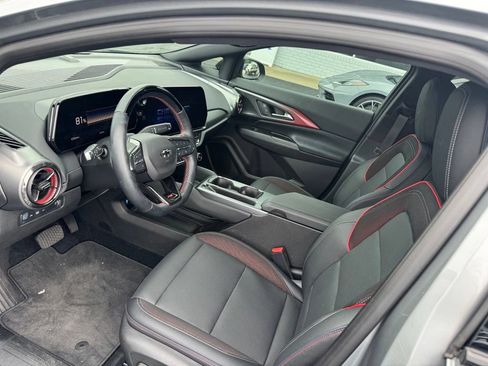 Used 2024 Chevrolet Equinox EV RS AWD/4WD image 5