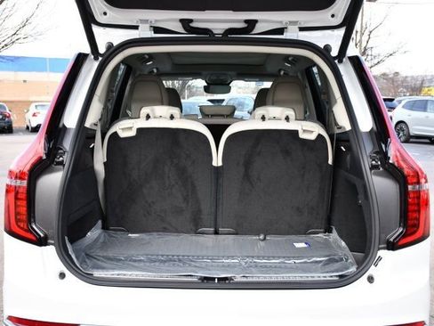 New 2026 Volvo XC90 B6 Ultra w/ Protection Package AWD/4WD image 29