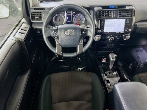 Certified 2024 Toyota 4Runner TRD Off-Road image 20