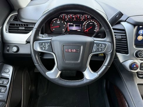 Used 2016 GMC Yukon XL SLE w/ Convenience Package image 29