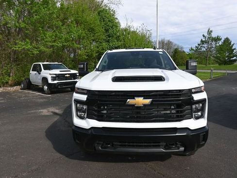 New 2026 Chevrolet Silverado 3500 W/T w/ WT Convenience Package AWD/4WD image 4
